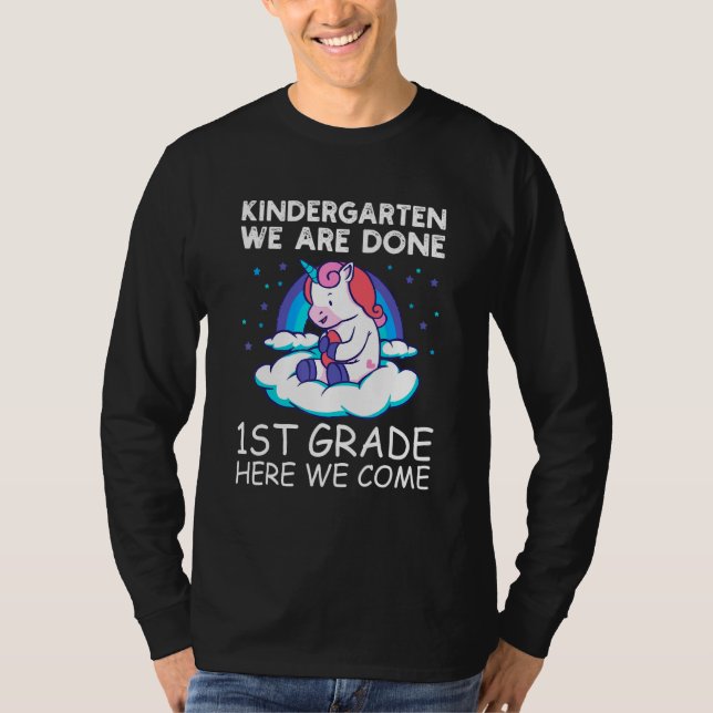 Barn Kindergarten, vi är klara i första klass. T Shirt (Framsida)