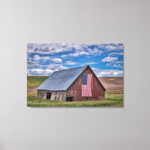 Barn med amerikansk Flagga Colfax, Washington Canvastryck