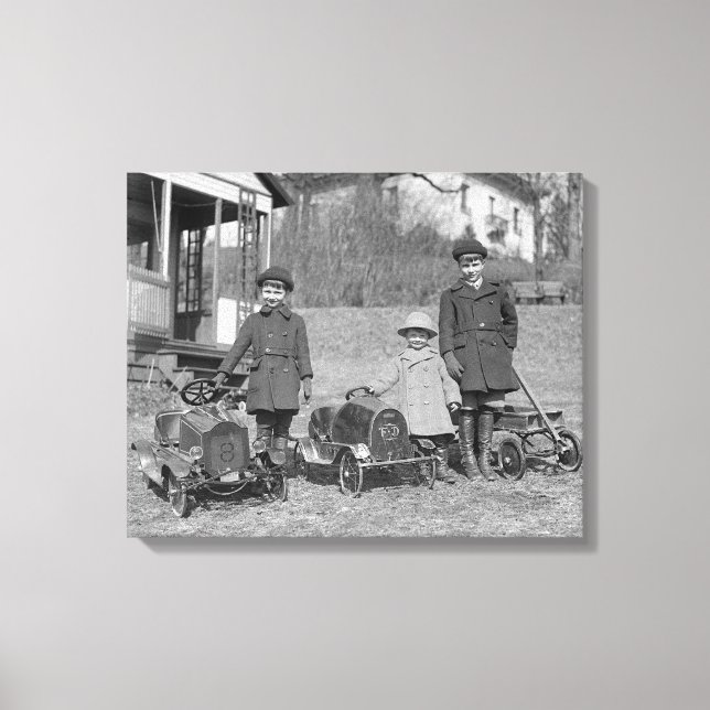 Barn med pedalbilar, 1924 canvastryck (Framsida)