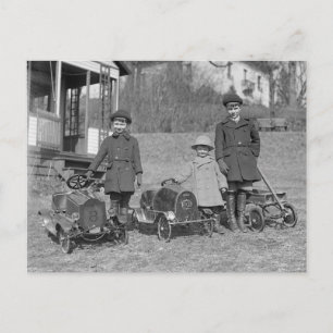 Barn med pedalbilar, 1924 vykort