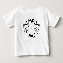 Barn mot föräldradynamiskt skämt tee shirt