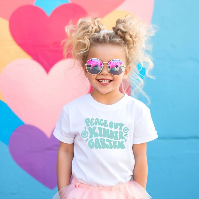 Barn Peace Out Kindergarten T-shirt in Teal (Skapare uppladdad)