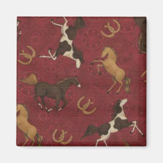 Barn Red med Horses & Horseshoes Fridge Magnet