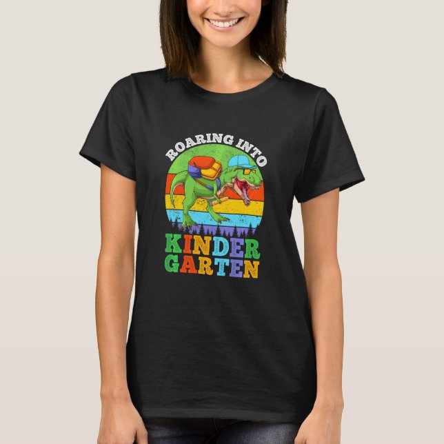 Barn rytande in i förskoleklass Dinosaurie Första  T Shirt (Framsida)