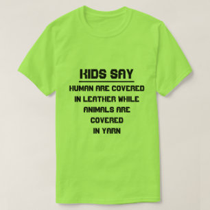 Barn säger att människor är övertäckta av läder t shirt