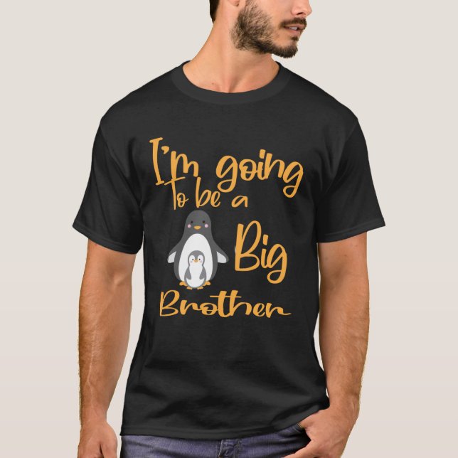 Barn som jag ska bli en storebror-penguin. t shirt (Framsida)