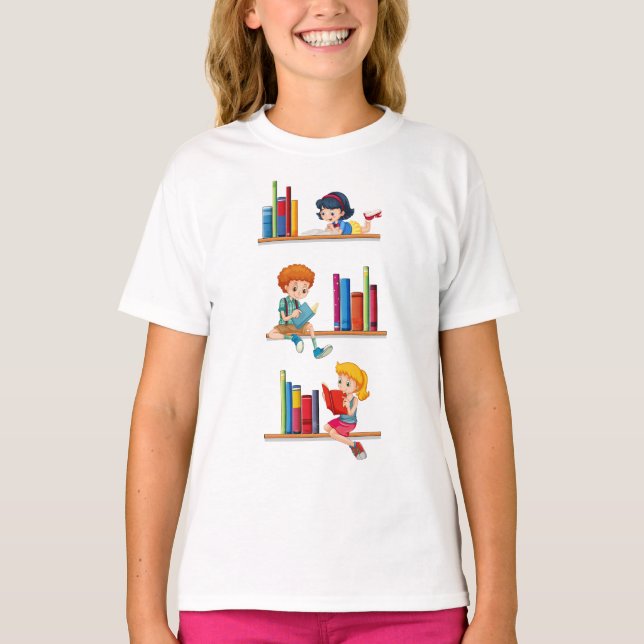 Barn som läser böcker på hylla t shirt (Framsida)