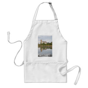 Barn som reflekteras i Vatten Förkläde