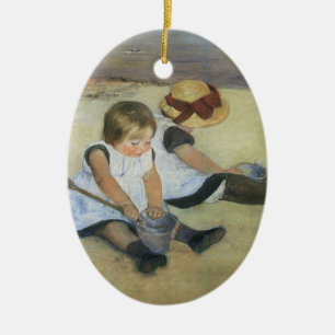 Barn som spelar på stranden av Mary Cassatt Julgransprydnad Keramik