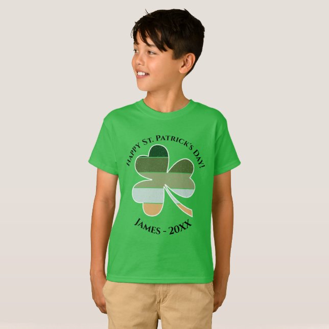 Barn St. Patrick's Day Distress Irish Shamrock T Shirt (Hel framsida)