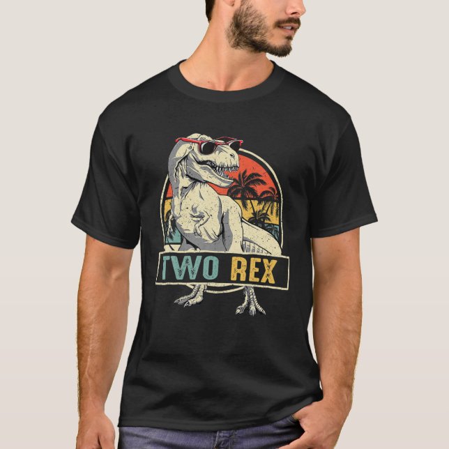 Barn två Rex 2:a födelsedag andra dosinosaur 2 år  T Shirt (Framsida)