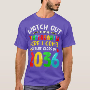 Barn vaktar ut Kindergarten här i Kom Future Cla T Shirt