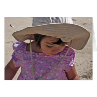 Barn vid stranden hälsningskort