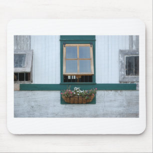 Barn-Window Musmatta