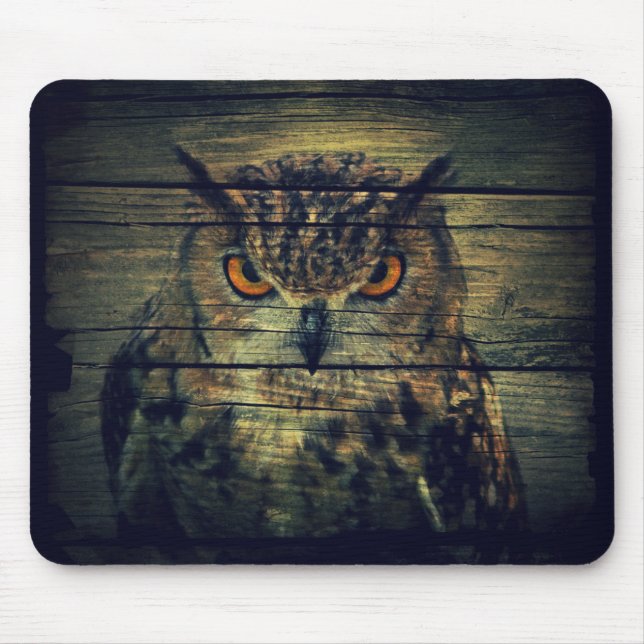Barn Wood Gothic vild bird Spooky hoot uggla Musmatta (Framsidan)