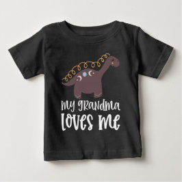 Barnbarnsgåva Min mormor älskar mig Dinosaurie 🦕 T Shirt