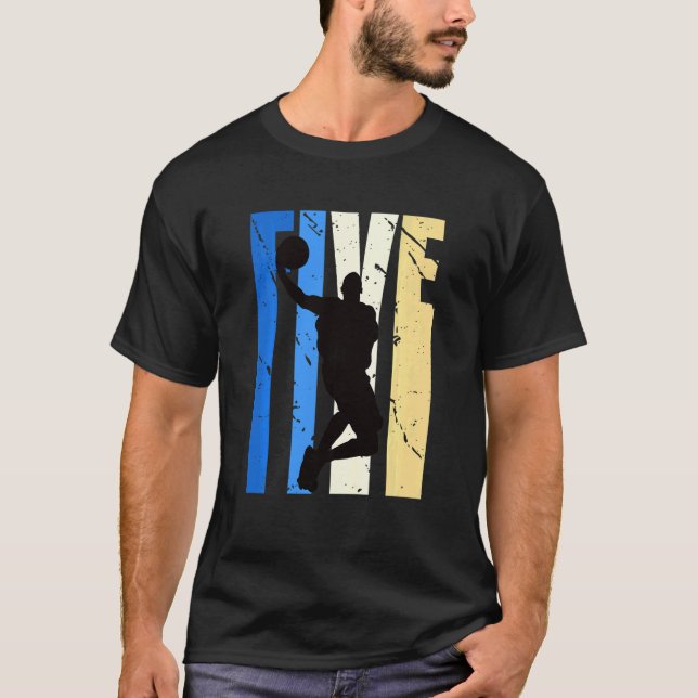Barnboys basket 5:e födelsedagen för Sportfantaste T Shirt (Framsida)