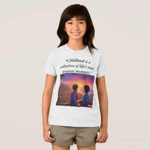 "Barndom i Äventyr - Kids T-Shirt" T Shirt