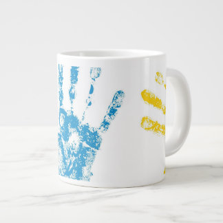 Barnhandavtryck i färg jumbo mugg