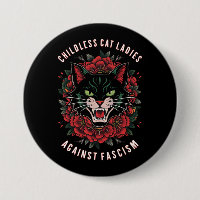 Barnlösa kattdamer mot fascism