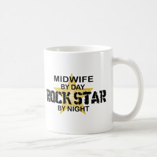 Barnmorskarockstjärna vid natt kaffemugg
