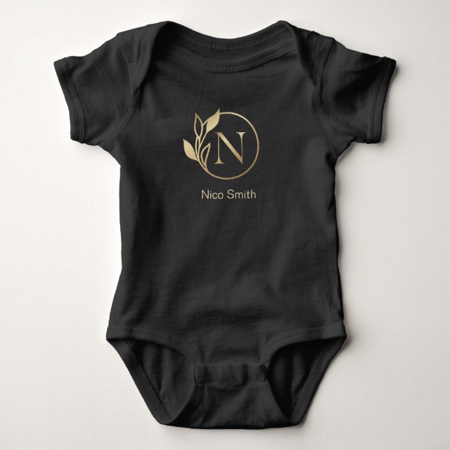 Barnnamn Blommig Alfabet, N/Bokstav T Shirt (Framsida)