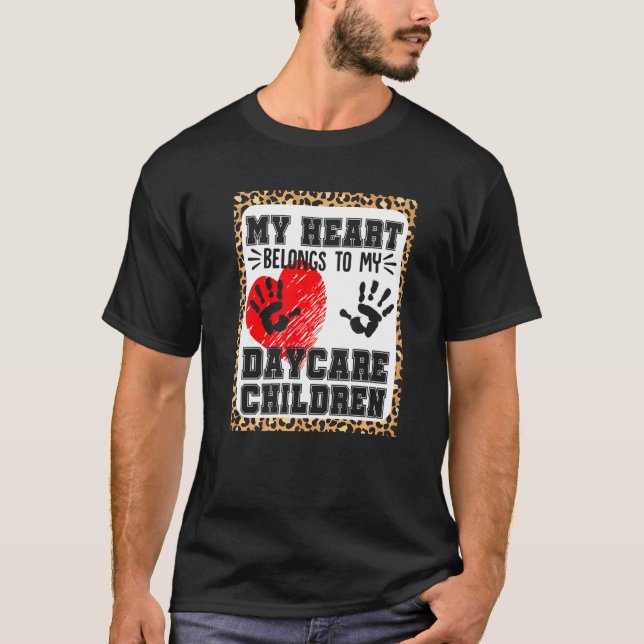 Barnomsorg Heart Daycare Children Leopard T Shirt (Framsida)