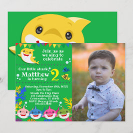 Barns Gult Rainbow Shark Birthday Photo Inbjudningar