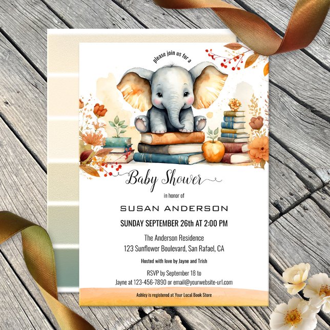 Barnshuggare för Elephant Bokar Inbjudningar (A cute baby shower invitation featuring a watercolor design with a baby elephant and books)
