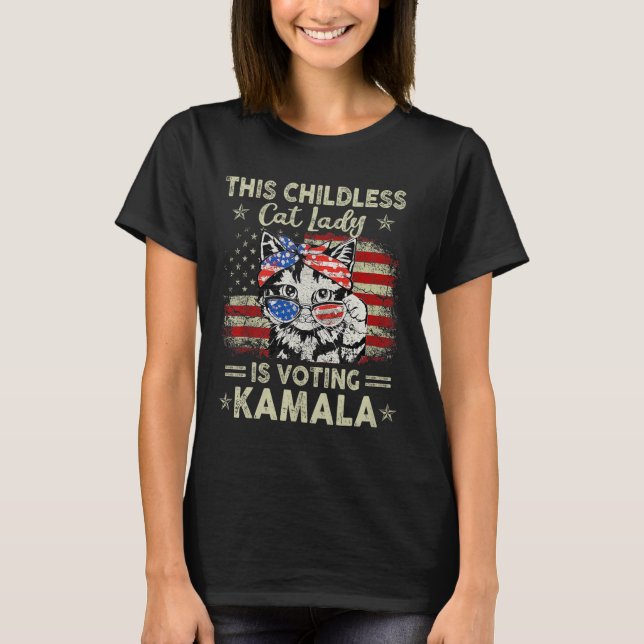 Barnsoldat Katt Dam röstar Kamala Harris 2024 2 T Shirt (Framsida)