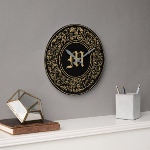 Barock rokoko blomsterkrans monogramtryck stor klocka