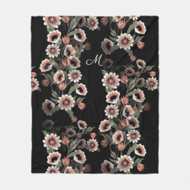 Baroque-Inspired Botanical Soft Pinks and Grönts Fleecefilt