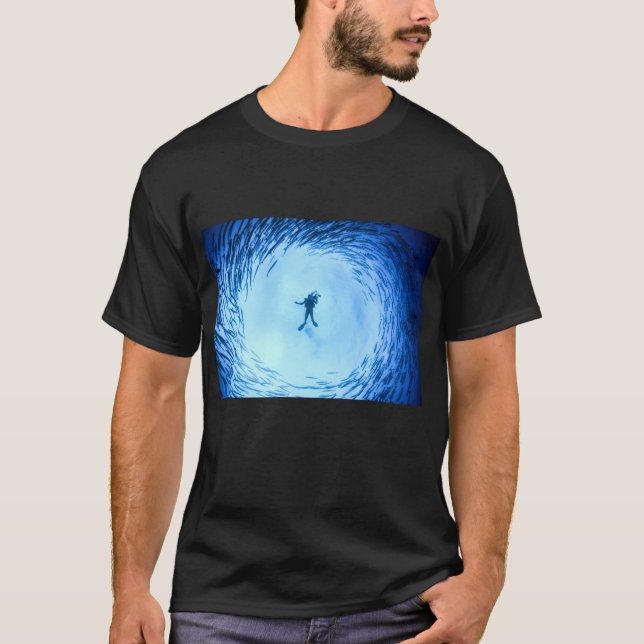 BARRACUDA-TORNADOT T SHIRT (Framsida)