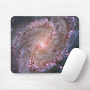 Barred Spiral Galaxy Messier 83. Musmatta