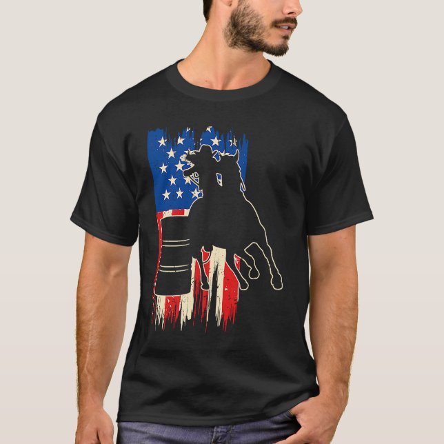 Barrel Racer American Flag Patriotic Rodeo Barrel  T Shirt (Framsida)