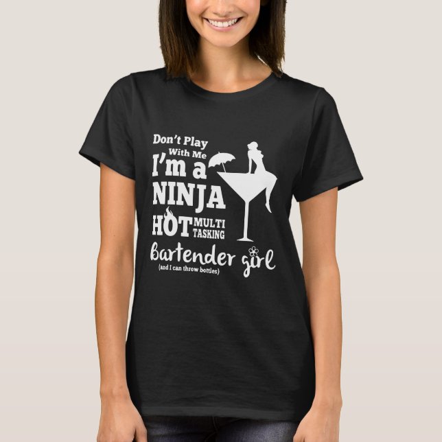 Bartender Bartender Girl Black Crop Top Mixolog T Shirt (Framsida)
