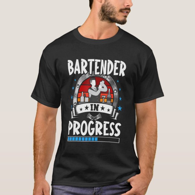 Bartender i utbildning lärling student t shirt (Framsida)