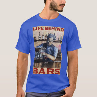BARTENDER Life Bakom Pub 1 T Shirt