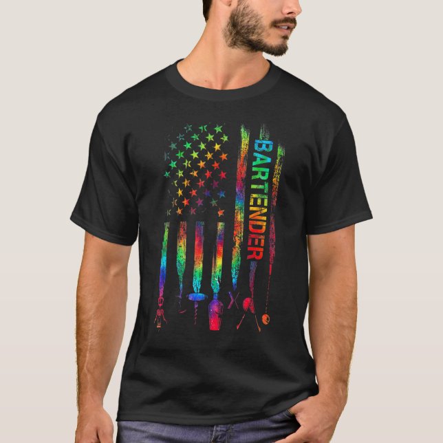 Bartender with American Flagga Tie Dye Bartending  T Shirt (Framsida)