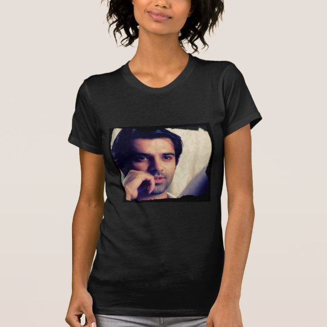 Barun Sobti Tee (Framsida)