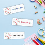 Baseball Boll Sports Namn<br><div class="desc">Modern idrottar baskiska barnetiketter med Namn. Cute sport-barnetiketter med namn - ett underbart sätt att personalisera barnens anteckningsböcker, leksak, skor, ryggsäckar, kläder och allt annat som lämnar huset. Denna enkla och söta design har en baseboll och ett eget namn. Underbar för småbarn, förskolebarn, skolbarn och alla som spelar baseboll och...</div>