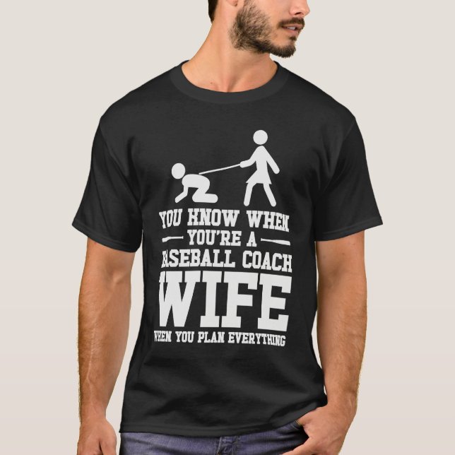 Baseball Coach Wife Professional Mom Instructor T Shirt (Framsida)