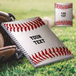 Baseball med Anpassade text Anteckningsbok<br><div class="desc">Ett makrofoto av en helt ny Baseball med rött stygn. Perfektens gåva till basebollbollens freak eller sportfanatiska.</div>