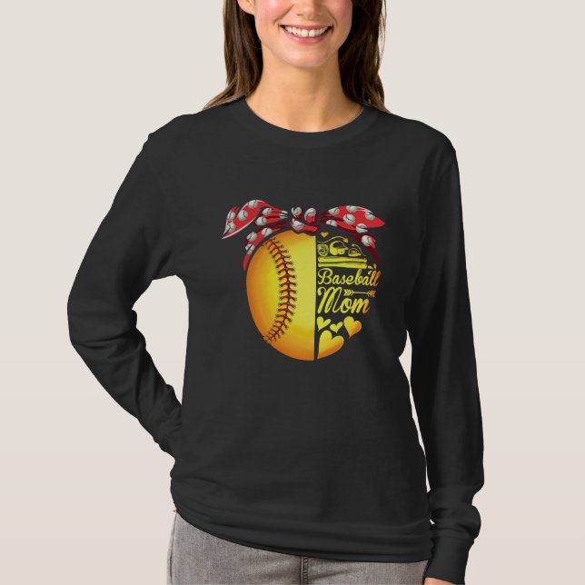 Baseball Mom Ballers Funny Softball Womens T Shirt (Framsida)