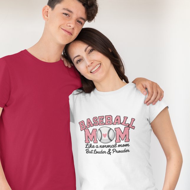Baseball Mom cute bright Pink text T Shirt (Skapare uppladdad)