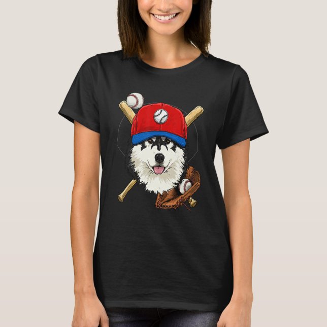 Baseball Player Coaches Alaskan Malamute Dog Pitch T Shirt (Framsida)