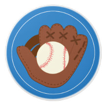 Baseballhandske och boll på blått