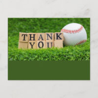 Baseboll tack med baseboll på grönt gräs 