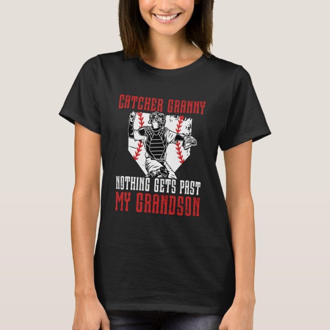Basebollfångare Mormor Stolt Mormor till en basebo T Shirt (Framsida)