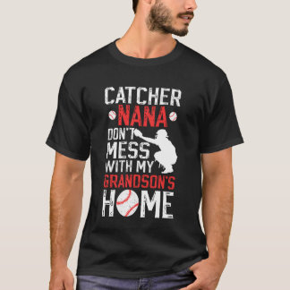 Basebollfångare Nana Rolig Nana av en basebollkatt T Shirt